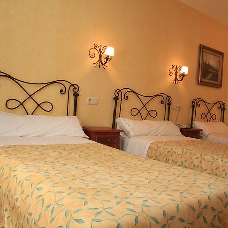 Hotel Abadia Puebla de Arenoso Eksteriør bilde