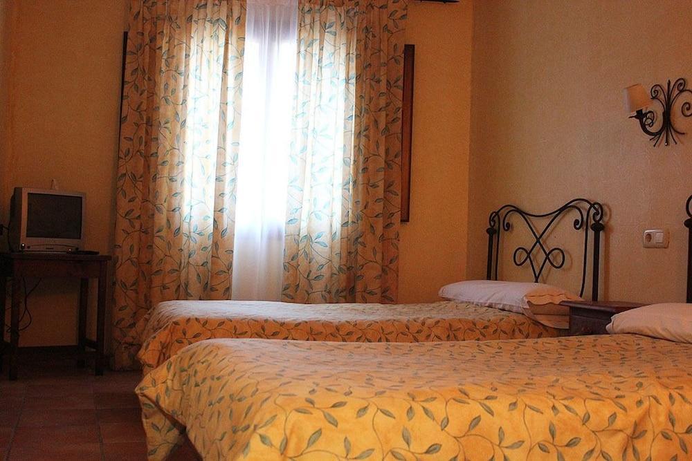Hotel Abadia Puebla de Arenoso Eksteriør bilde