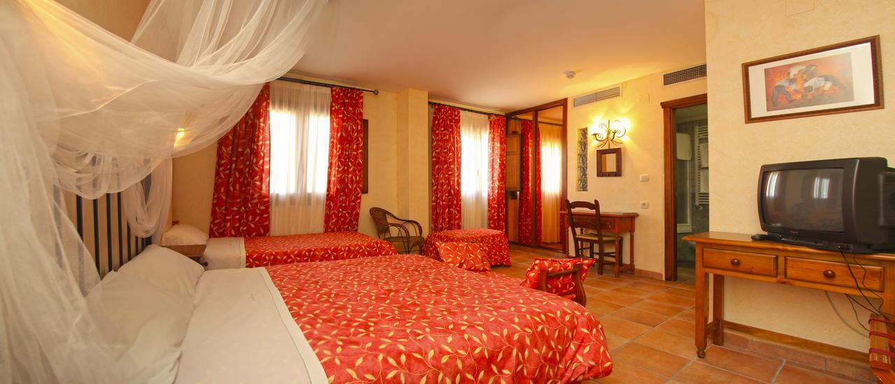 Hotel Abadia Puebla de Arenoso Eksteriør bilde