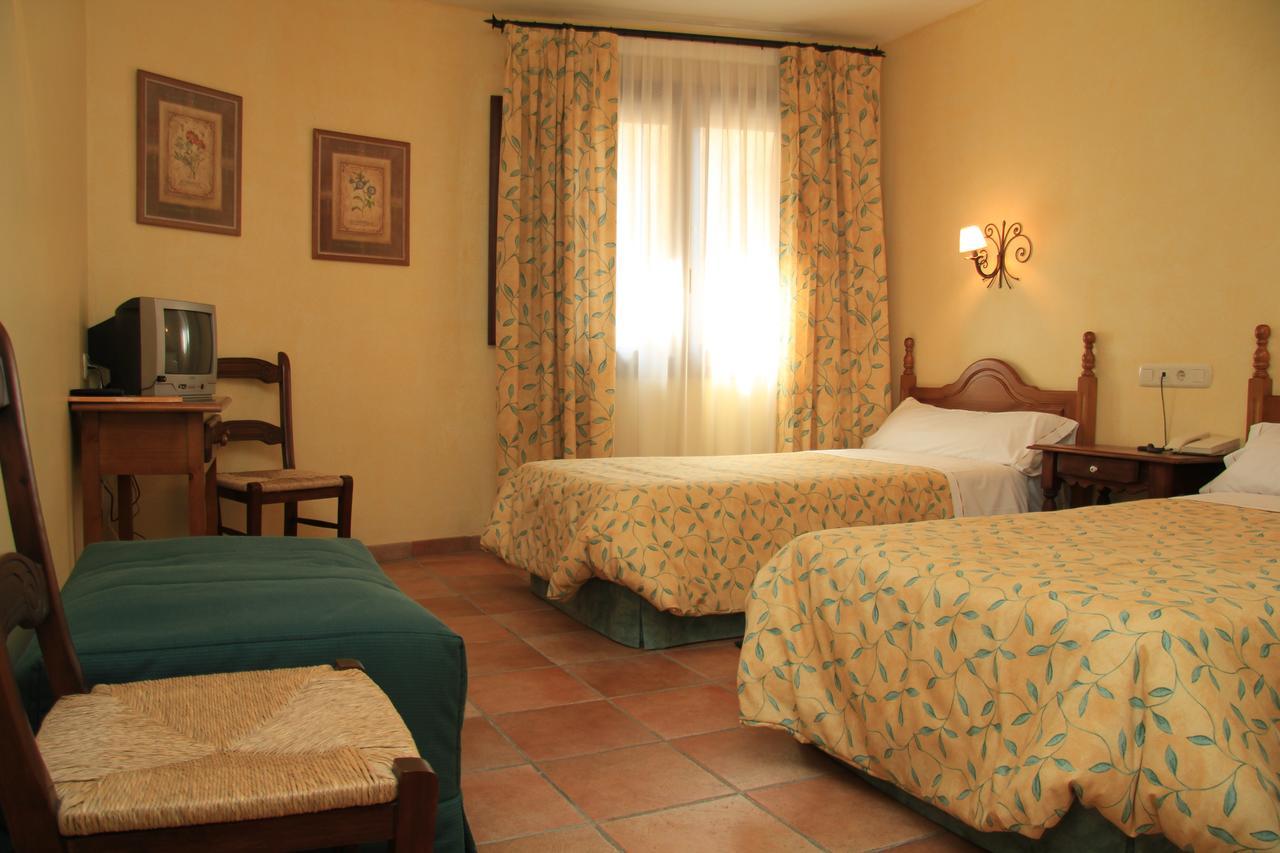 Hotel Abadia Puebla de Arenoso Eksteriør bilde